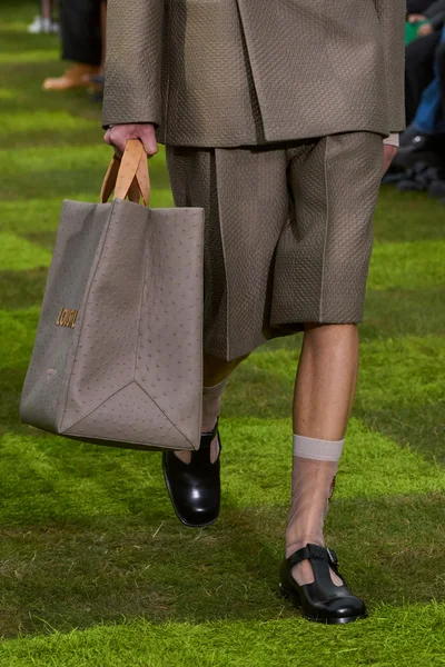 Look 160